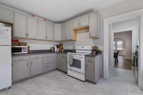 39 Boyd St, Worcester, MA 01606 photo 6