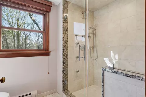 Bath - 10 Oxbow Rd, Danvers, MA 01923 photo 3 of 5