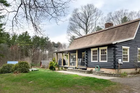 2700 Greenwich Rd, Hardwick, MA 01082 photo 4