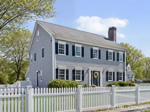 197 Smith St, Waltham, MA 02451