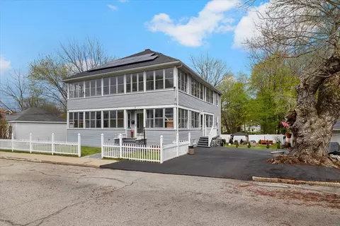 6 Emmanuel St, Webster, MA 01570 photo 2