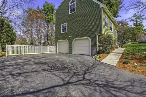 5 Okemo Ridge Rd, Sutton, MA 01590 photo 2