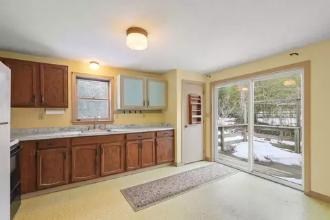 11 Webquish Ln, Mashpee, MA 02649 photo 6