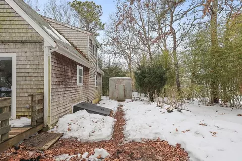 11 Webquish Ln, Mashpee, MA 02649 photo 29