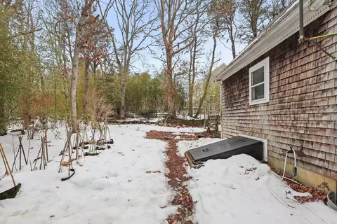 11 Webquish Ln, Mashpee, MA 02649 photo 30