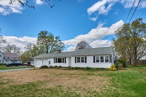 18 Maple Ave, Hadley, MA 01035 photo 3