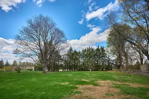 18 Maple Ave, Hadley, MA 01035 photo 26