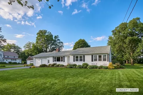 18 Maple Ave, Hadley, MA 01035 photo 2