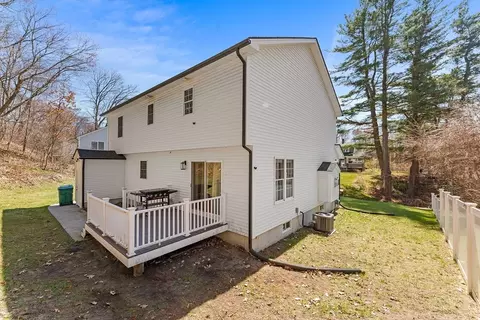 62 Britton St, Chicopee, MA 01020 photo 25