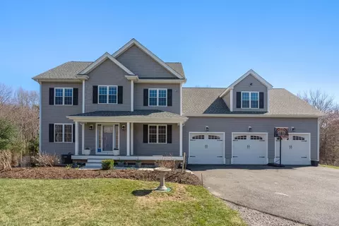 5 Glebe St, Rehoboth, MA 02769