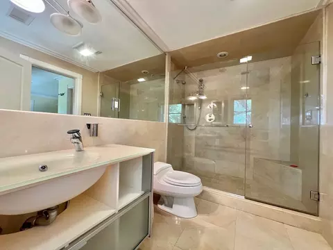 Bath - 75 Lee St, Brookline, MA 02445 photo 4 of 4