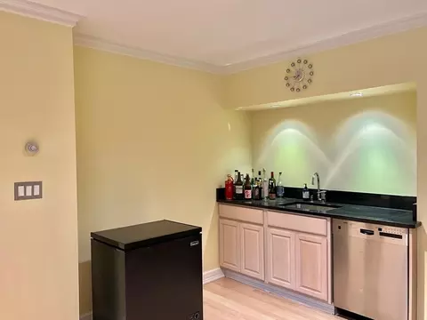 Kitchen - 75 Lee St, Brookline, MA 02445 photo 4 of 4