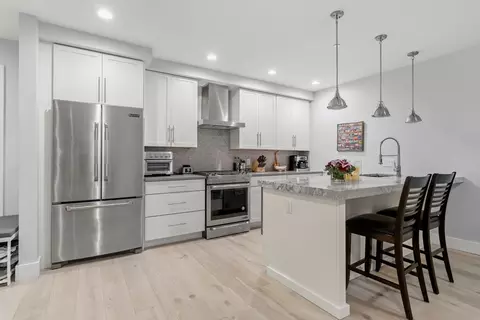 150 W Broadway #203, Boston, MA 02127