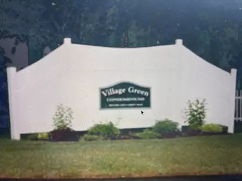 17 Heather Ln #17, Bridgewater, MA 02324