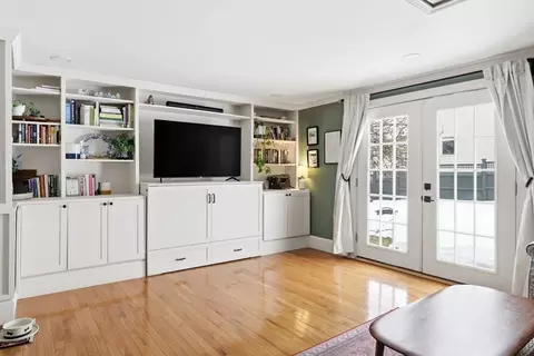 25 Sheldon St, Milton, MA 02186 photo 13