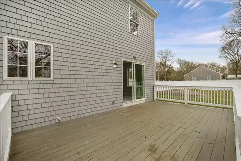 Exterior - 49 Orrs Ave, Hyannis, MA 02601 photo 3 of 4