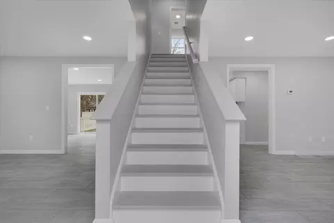 Entry Way - 49 Orrs Ave, Hyannis, MA 02601 photo 1 of 3