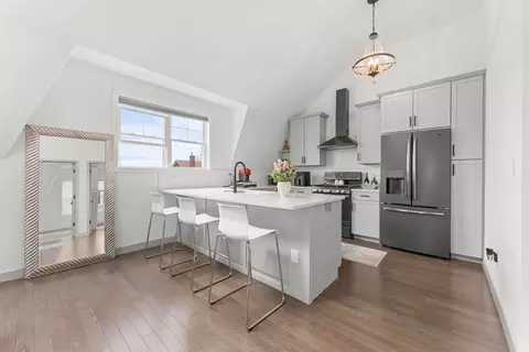 567 Summer St #3, Lynn, MA 01905