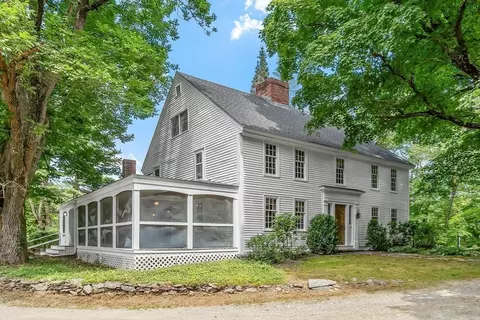 573 Longley Rd, Groton, MA 01450