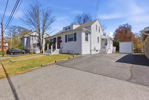 7 Maple St #7, Reading, MA 01867 photo 32
