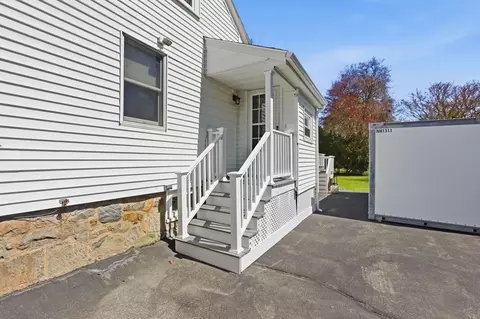 7 Maple St #7, Reading, MA 01867 photo 31