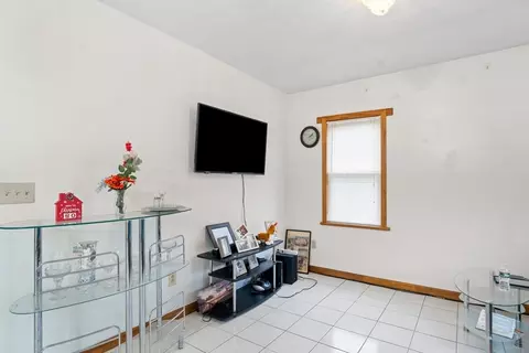 21 Bryant St, Everett, MA 02149 photo 8