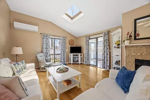 25 Clover Ln, Mashpee, MA 02649 photo 8
