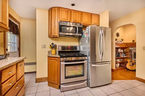 10 First Ave, Easthampton, MA 01027 photo 10