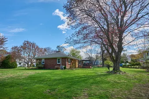 10 First Ave, Easthampton, MA 01027 photo 28