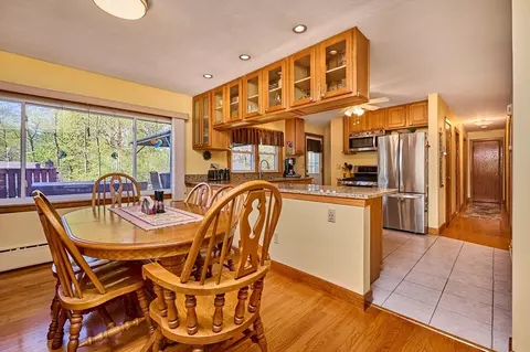 10 First Ave, Easthampton, MA 01027 photo 8