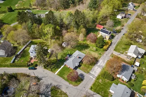 10 First Ave, Easthampton, MA 01027 photo 30