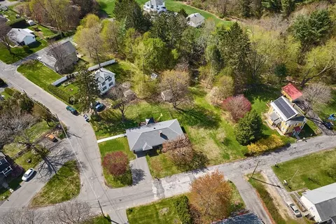 10 First Ave, Easthampton, MA 01027 photo 31