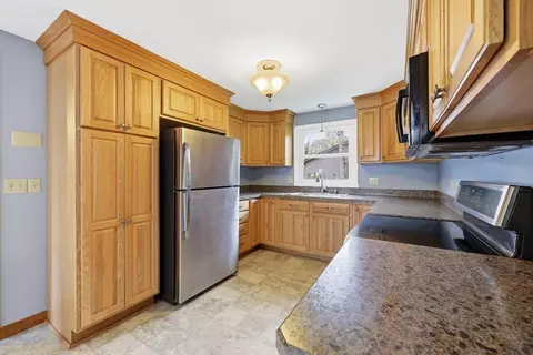 Kitchen - 42 Sandra Rd, Easthampton, MA 01027 photo 2 of 2