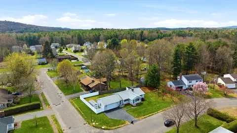 View/Area - 42 Sandra Rd, Easthampton, MA 01027 photo 3 of 7