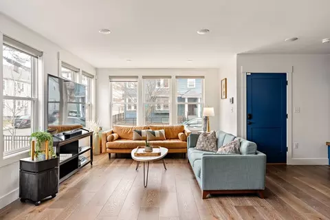 62 Governor Winthrop Rd #1, Somerville, MA 02145