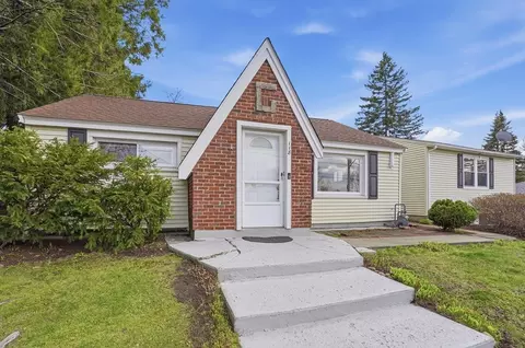 118 Wilkinson St, Worcester, MA 01606 photo 2
