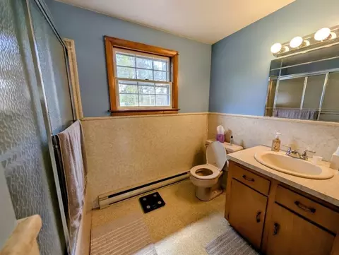 Bath - 16 Pinewood Dr, Webster, MA 01570 photo 2 of 2