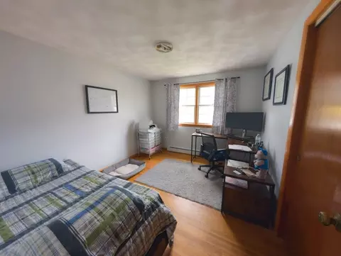Bedroom - 16 Pinewood Dr, Webster, MA 01570 photo 5 of 6