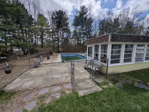 Exterior - 16 Pinewood Dr, Webster, MA 01570 photo 1 of 8