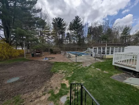Exterior - 16 Pinewood Dr, Webster, MA 01570 photo 2 of 8