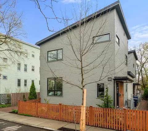 88 Jackson St #88, Cambridge, MA 02140