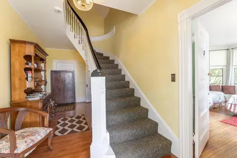 Entry Way - 28 Eastern Point Rd, Gloucester, MA 01930 photo 4 of 5