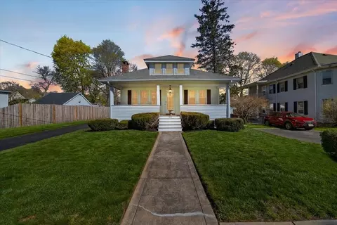 153 Brookside Ave, Brockton, MA 02301