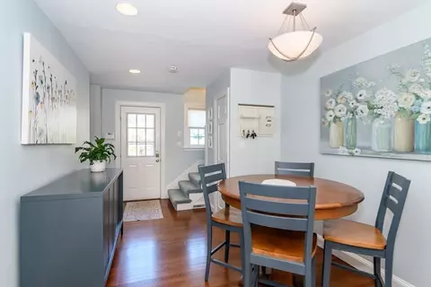 35 Arnold Rd, Wellesley, MA 02481 photo 10