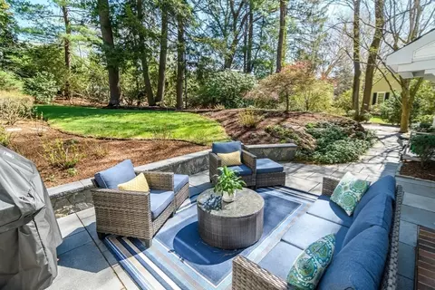 35 Arnold Rd, Wellesley, MA 02481 photo 20