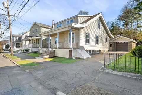 21 Fair Oaks Ave, Lynn, MA 01904