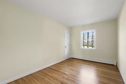 49 Onset Ave, Buzzards Bay, MA 02532 photo 25