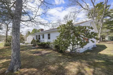 49 Onset Ave, Buzzards Bay, MA 02532 photo 36