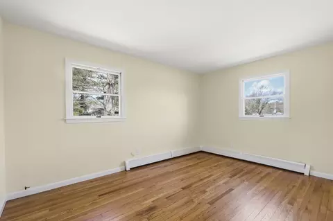 49 Onset Ave, Buzzards Bay, MA 02532 photo 22