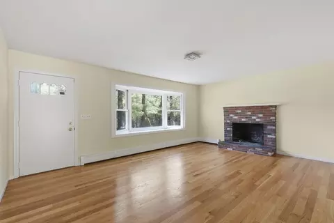 49 Onset Ave, Buzzards Bay, MA 02532 photo 3